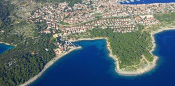 Luka Sv.Martin Marina