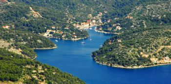 Nautical anchorage Bobovišca