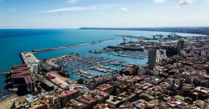 Real Club de Regatas de Alicante Marina