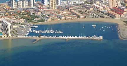 Club Náutico la Isleta Marina