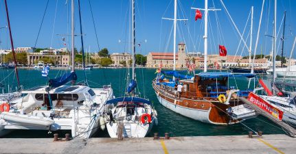 Mandraki Marina Marina