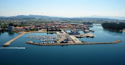 Puerto deportivo Vilanova de Arousa Marina