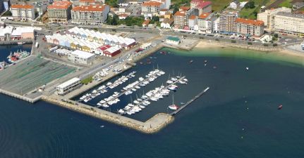 Clube Nautico Deportivo de Ribeira Marina