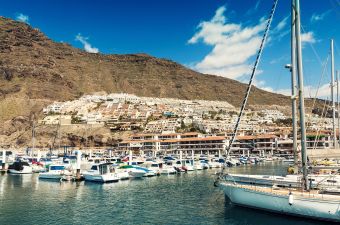 Puert Deportivo de los Gigantes