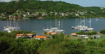 Clarkes Court Bay Marina