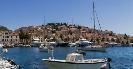 Nauticki Centar Hvar Marina