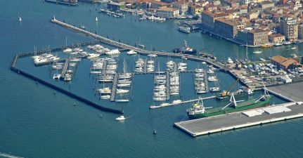 Sporting Club Marina
