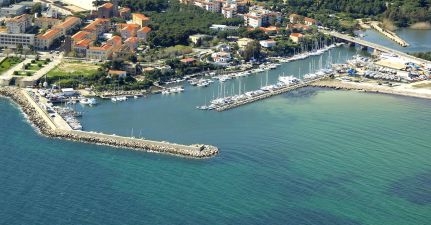 Marina di Fertilia Marina
