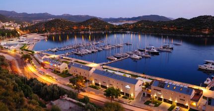 Daria Hotel & Yacht Club Kas Marina