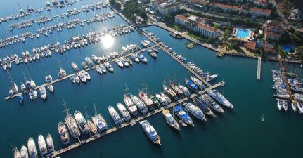 Ece Saray Marina Marina