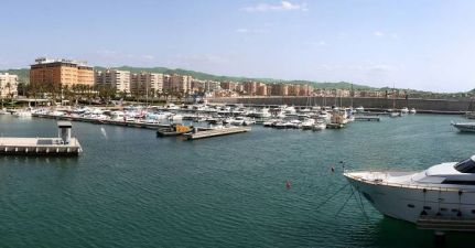Puerto Deportivo Juan Montiel Marina