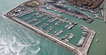 Marina dei Cesari Marina