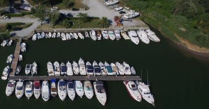 Luni Yachting Ormeggi Marina