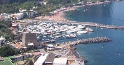 Porticciolo di Marina di Equa Marina