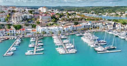 Club Maritimo Mahon Marina