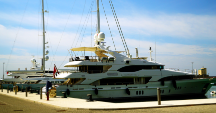 Porto Turistico Riva di Traiano Marina