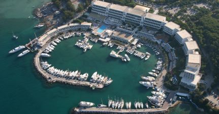 Setur Cesme Marina Marina