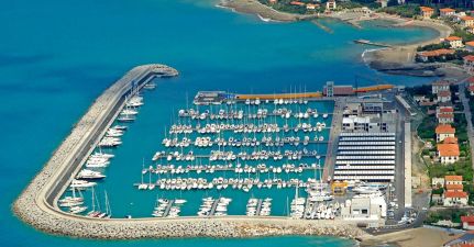 Marina Cala de Medici Marina