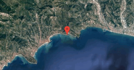 Spiaggetta dei Balzi Rossi Anchorage