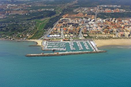 Club Náutico Canet de Berenguer Marina