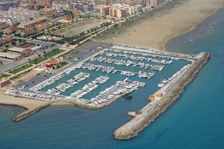 Club Náutico Canet de Berenguer Marina