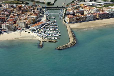 Club Nautico El Perello Marina