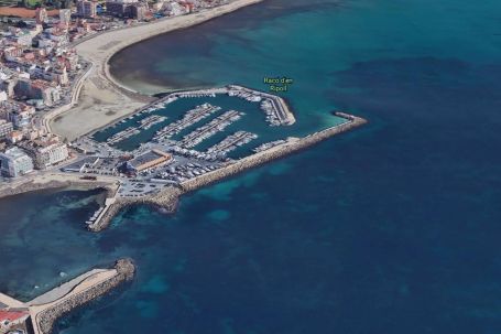 Club Marítimo San Antonio de la Playa Marina