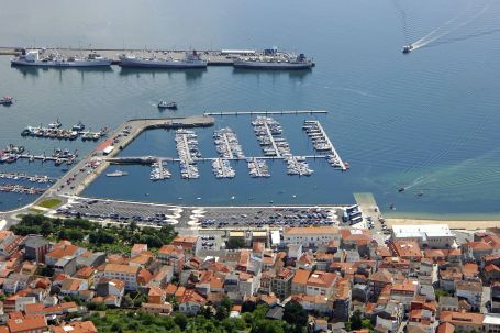 Club Nautico Caraminal Marina