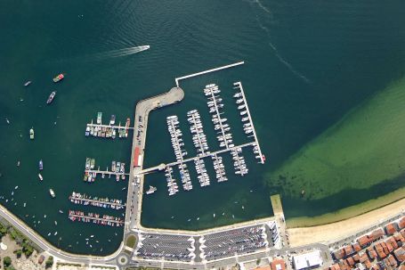 Club Nautico Caraminal Marina