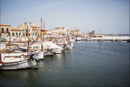 Club Marítimo Molinar de Levante Marina