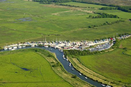 Ridge Wharf Yacht Centre Marina