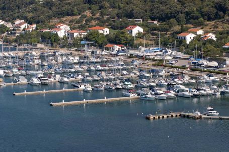 ACI Marina Supetarska Draga Marina
