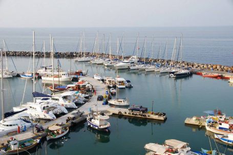 Vlikhada Marina Marina