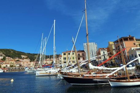 La Maddalena (Cala Gavetta) Marina