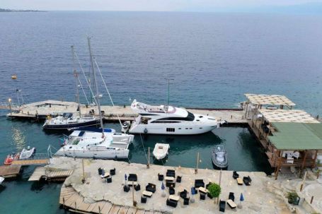 Marina di Porto Bolaro Marina