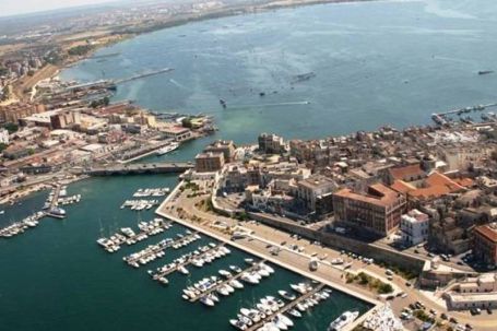 Taranto Yacht Marina Marina