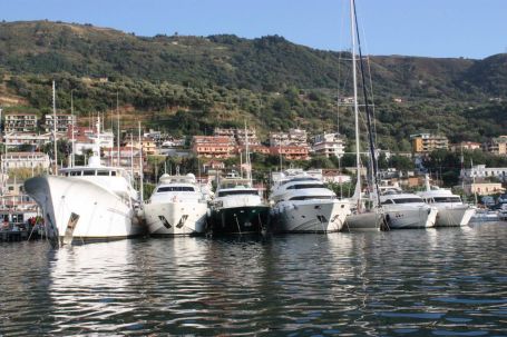 Carmelo Marina Marina