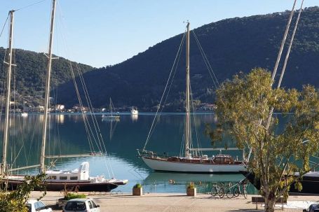 Vliho Yacht Club Marina