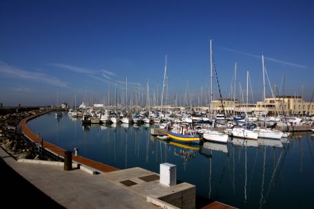 Porto Turistico di Roma Marina