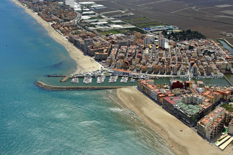 Club Nautico El Perello Marina