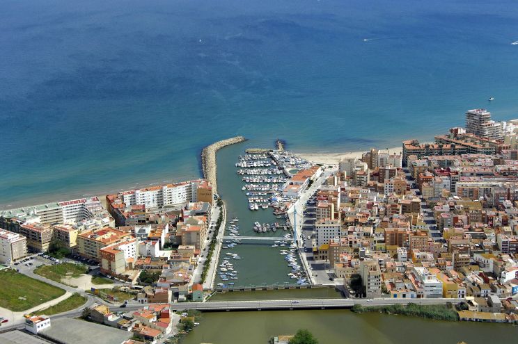 Club Nautico El Perello Marina
