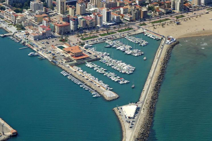 Real Club Nautico de Gandia Marina