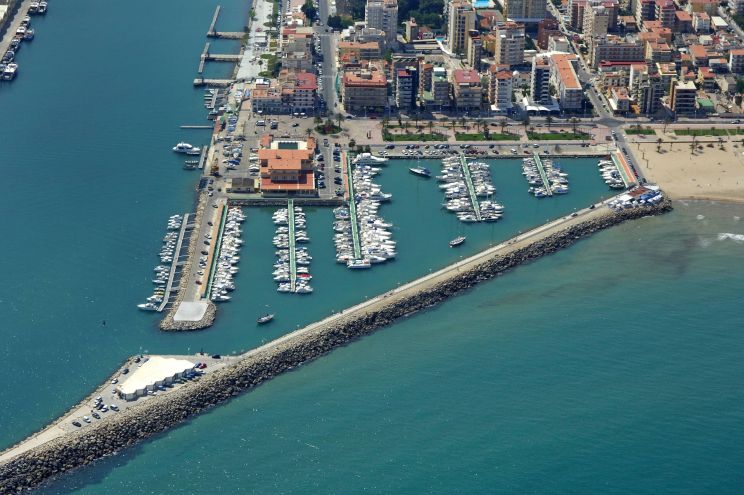 Real Club Nautico de Gandia Marina