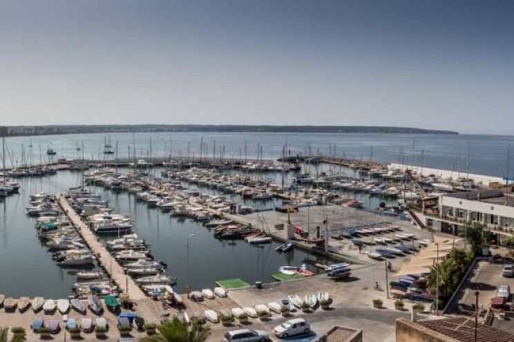 Club Marítimo San Antonio de la Playa Marina