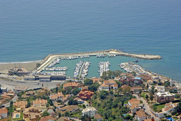 Puerto Deportivo El Candado Marina