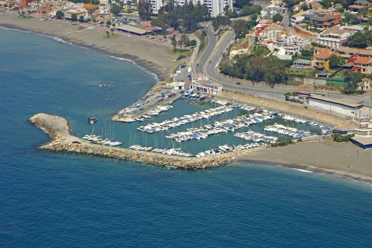 Puerto Deportivo El Candado Marina