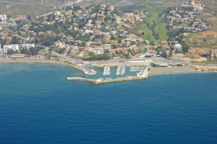 Puerto Deportivo El Candado Marina