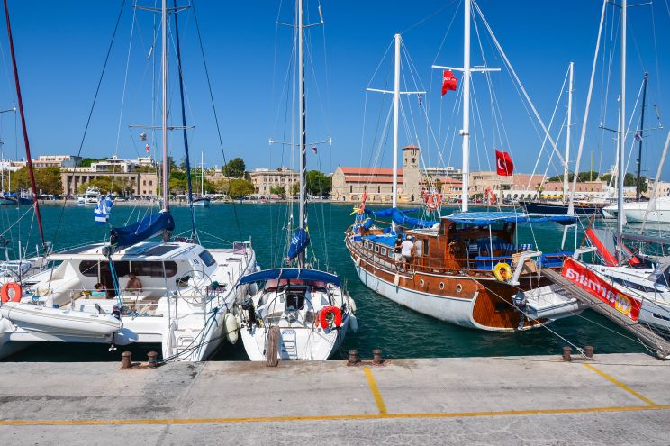 Mandraki Marina Marina