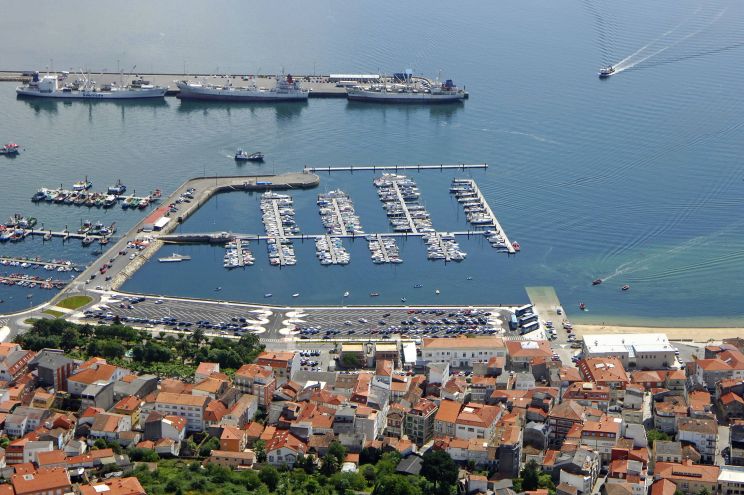 Club Nautico Caraminal Marina