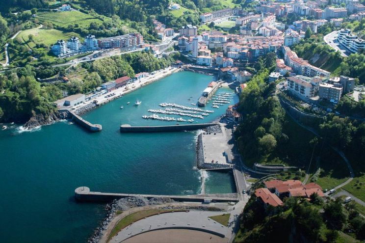 Mutriku Marina